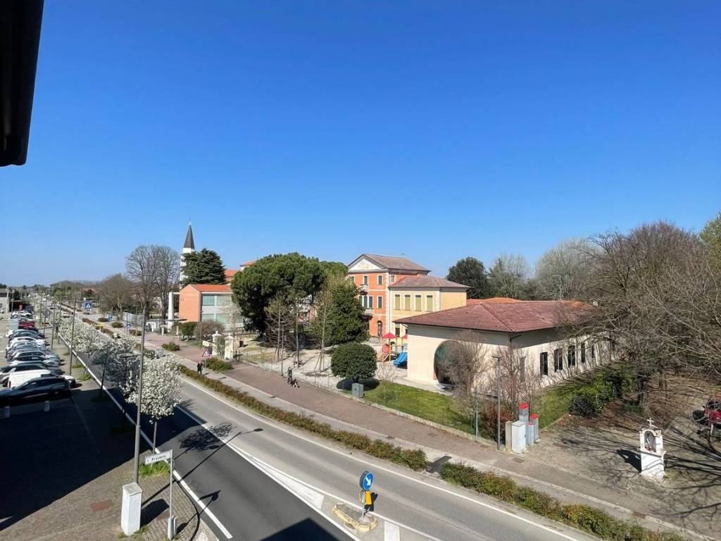 appartamento in vendita a Santa Maria di Sala in zona Veternigo