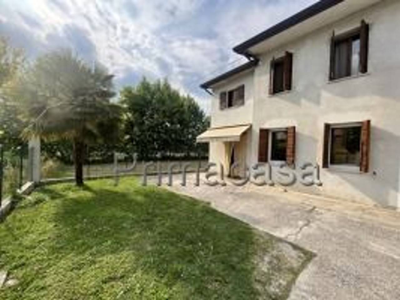 casa indipendente in vendita a Santa Maria di Sala