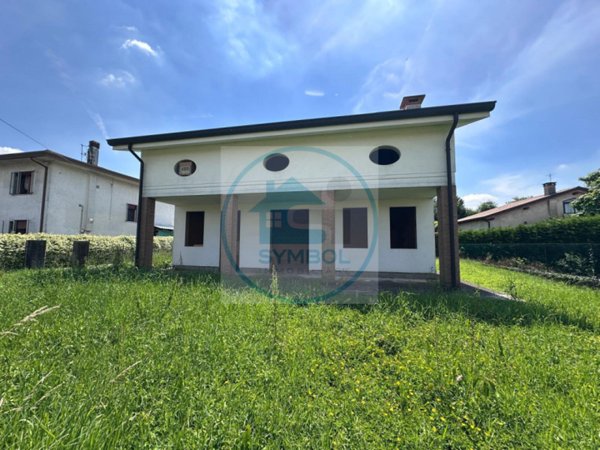 casa indipendente in vendita a Santa Maria di Sala