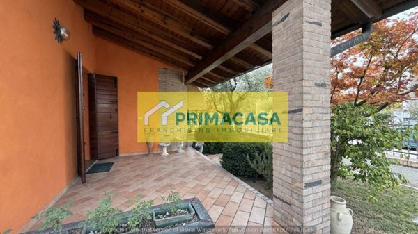 casa indipendente in vendita a Santa Maria di Sala in zona Caselle