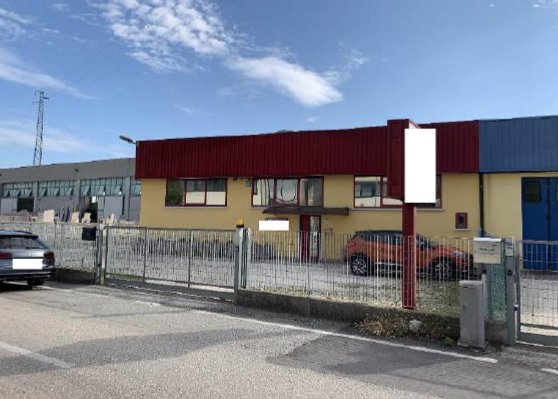 ufficio in vendita a Santa Maria di Sala