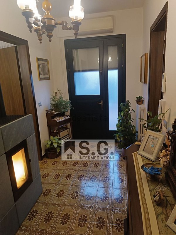 casa indipendente in vendita a Santa Maria di Sala in zona Sant'Angelo