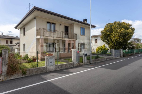 casa indipendente in vendita a San Stino di Livenza