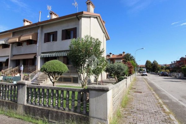casa indipendente in vendita a San Stino di Livenza