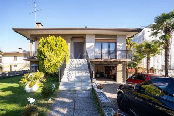 casa indipendente in vendita a San Stino di Livenza in zona Corbolone