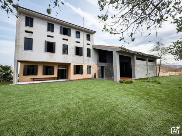 casa indipendente in vendita a San Stino di Livenza