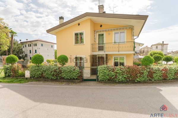 casa indipendente in vendita a San Stino di Livenza in zona Corbolone