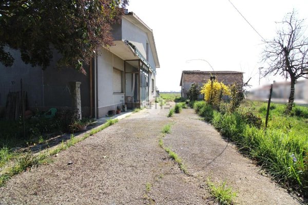 casa indipendente in vendita a San Stino di Livenza in zona Corbolone