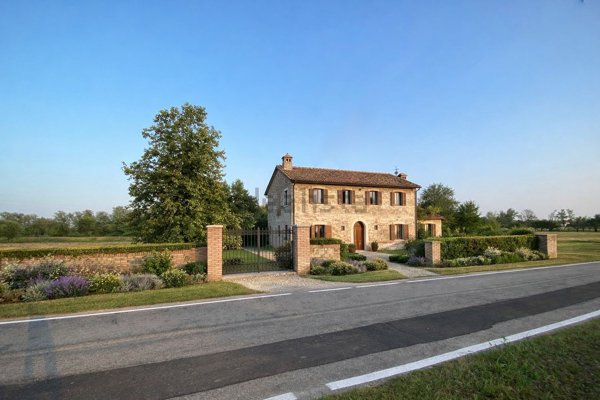 casale in vendita a Scorzè in zona Peseggia