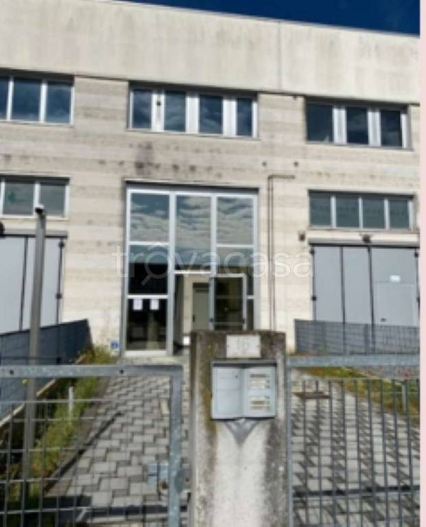 locale commerciale in vendita a Scorzè in zona Peseggia