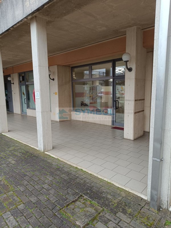 negozio in vendita a Scorzè in zona Peseggia