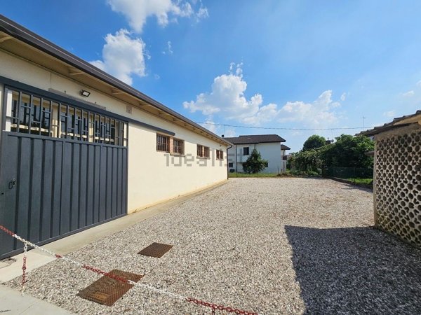 capannone in vendita a Scorzè