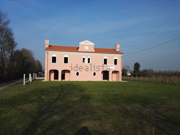 casa indipendente in vendita a Scorzè in zona Peseggia
