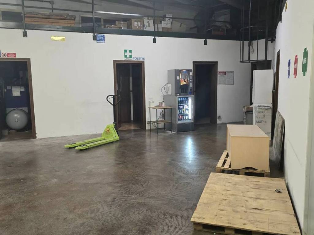 locale commerciale in vendita a Scorzè in zona Gardigiano