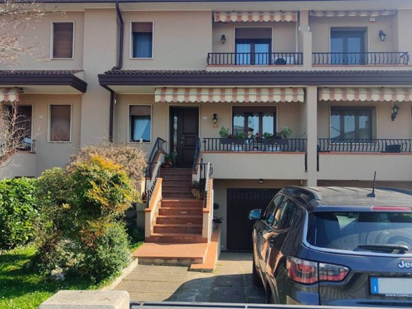 casa indipendente in vendita a Scorzè in zona Peseggia