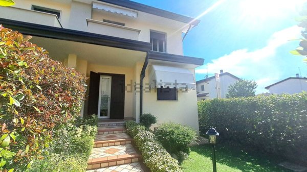 casa indipendente in vendita a Scorzè in zona Peseggia