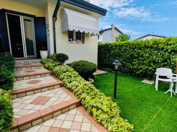 casa indipendente in vendita a Scorzè in zona Peseggia