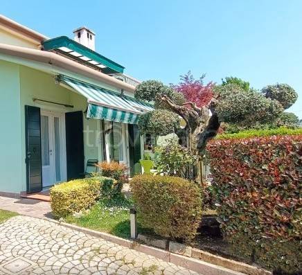 casa indipendente in vendita a Scorzè in zona Peseggia