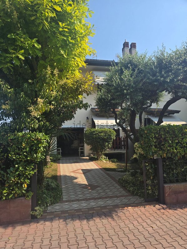 casa indipendente in vendita a Scorzè in zona Peseggia