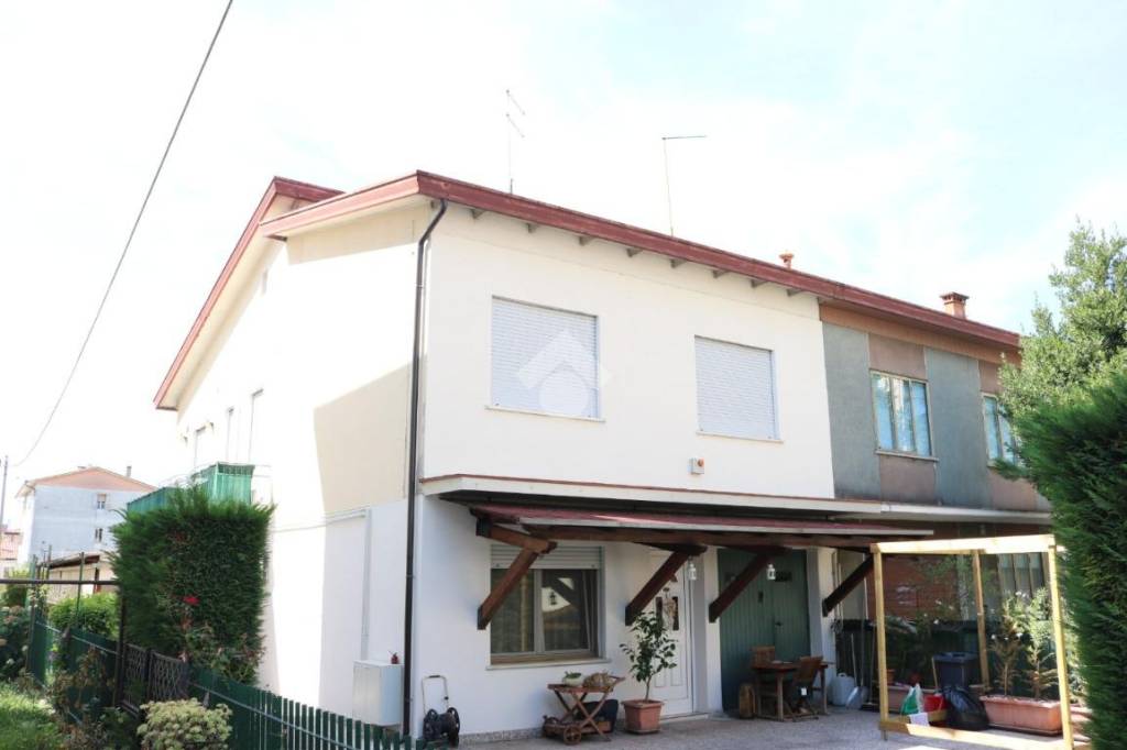 casa indipendente in vendita a Spinea