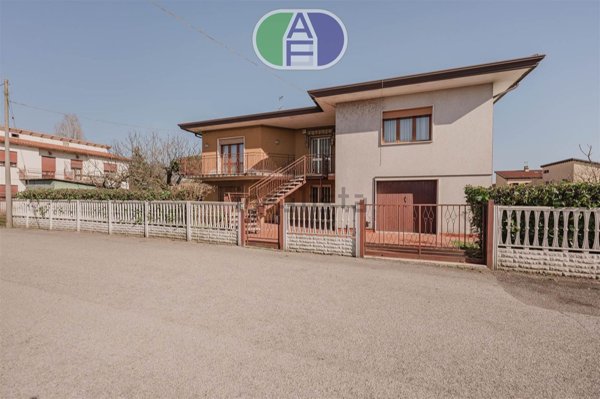 casa indipendente in vendita a Spinea