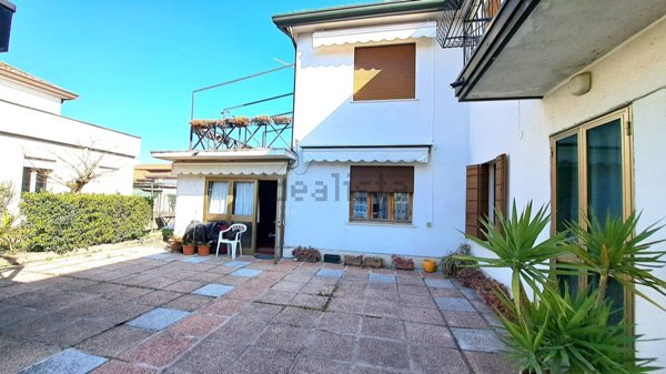 casa indipendente in vendita a Spinea
