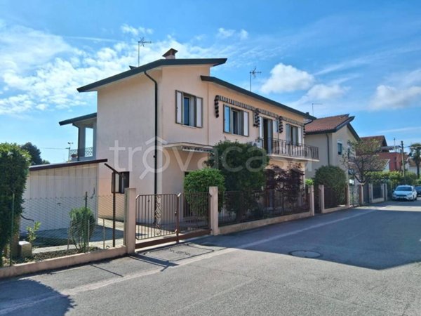 casa indipendente in vendita a Spinea