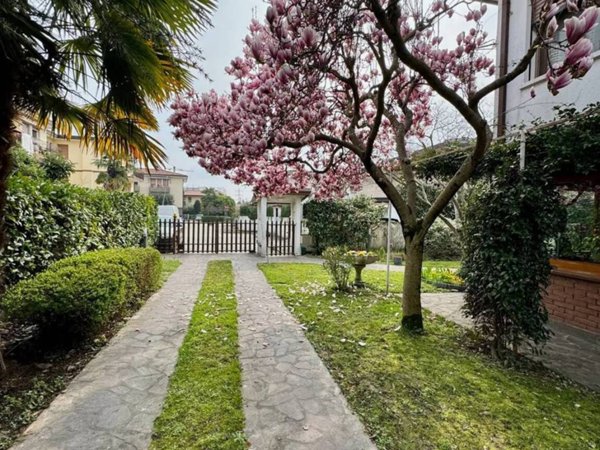 casa indipendente in vendita a Spinea