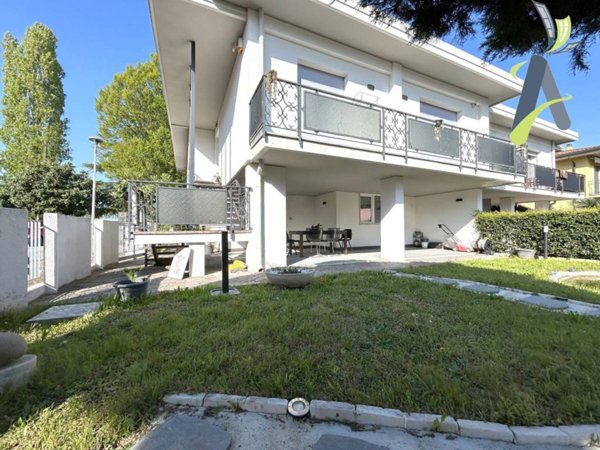 casa indipendente in vendita a Spinea