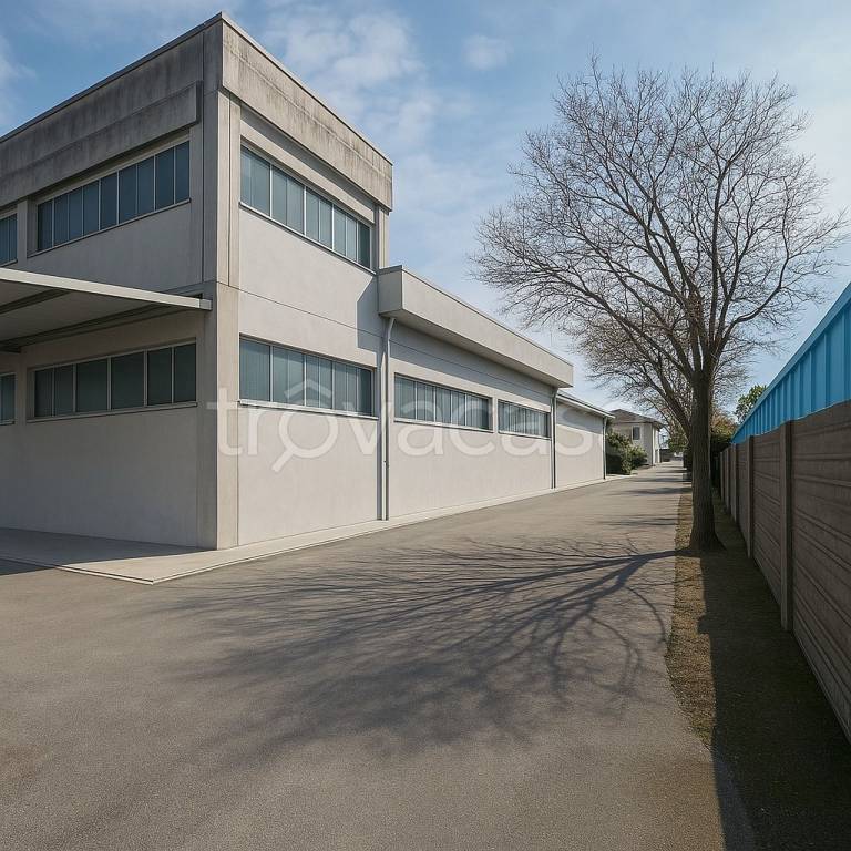 locale commerciale in vendita a Spinea