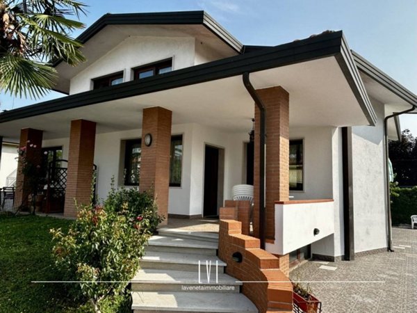 casa indipendente in vendita a Spinea