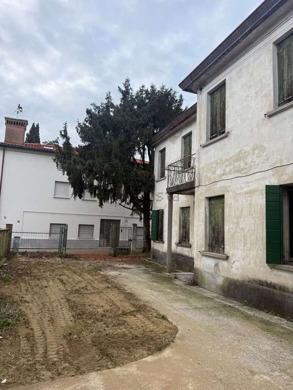 casa indipendente in vendita a Spinea