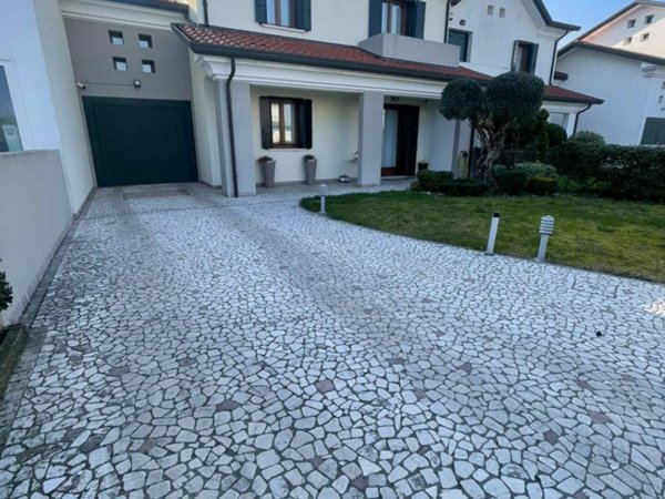 casa indipendente in vendita a Spinea