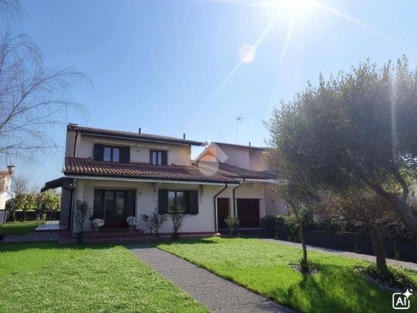 casa indipendente in vendita a Spinea