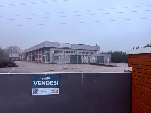 capannone in vendita a Spinea