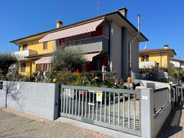 casa indipendente in vendita a Spinea