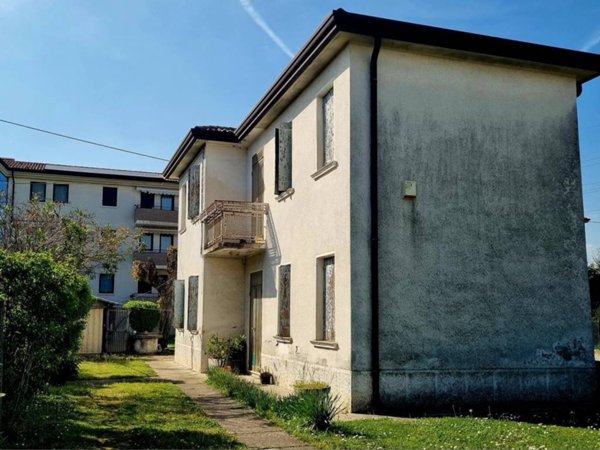 casa indipendente in vendita a Spinea