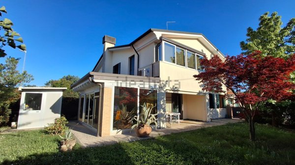 casa indipendente in vendita a Spinea