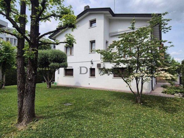 casa indipendente in vendita a Spinea