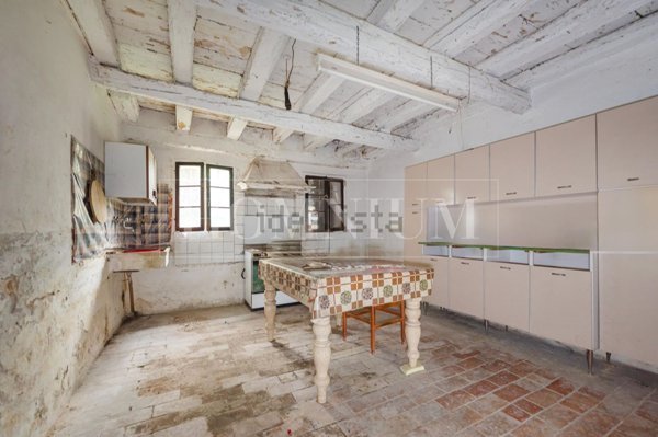 casale in vendita a Spinea