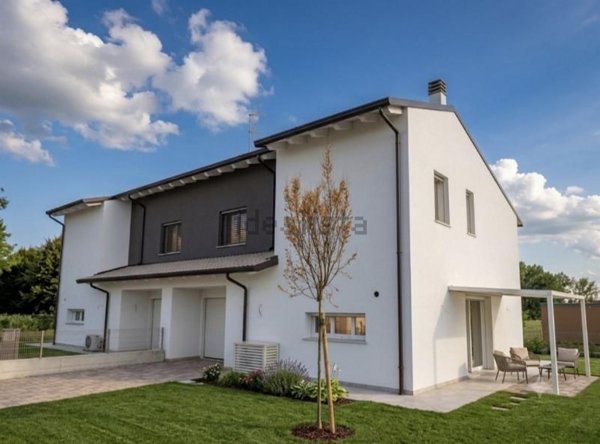 casa indipendente in vendita a Spinea