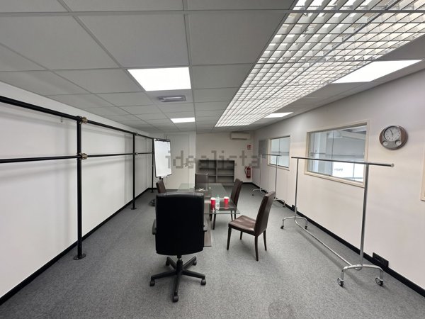 locale commerciale in vendita a Spinea