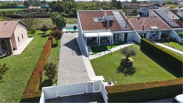 casa indipendente in vendita a Spinea