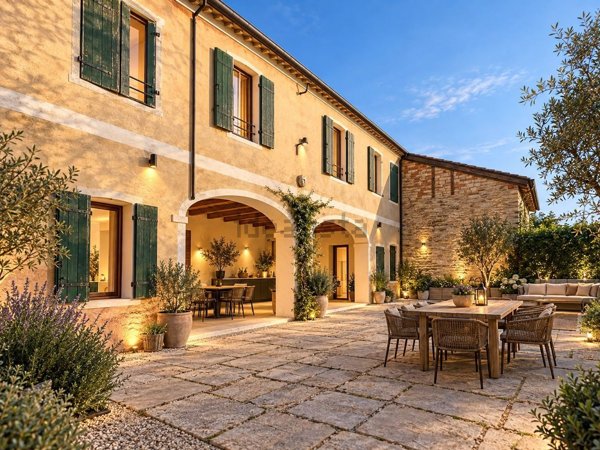 casale in vendita a Spinea