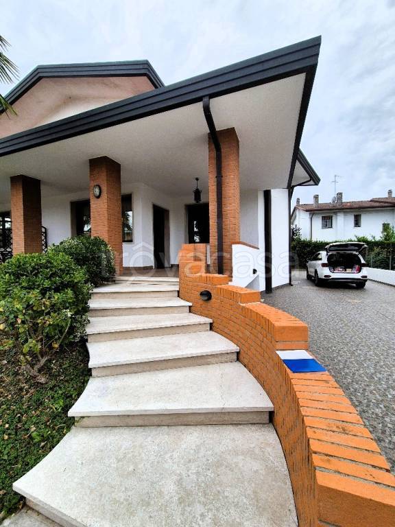 casa indipendente in vendita a Spinea
