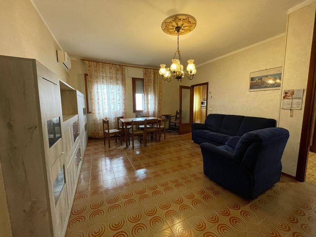 appartamento in vendita a Stra in zona San Pietro