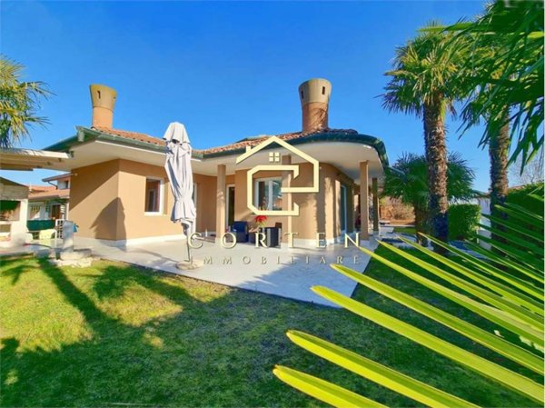 casa indipendente in vendita a Stra in zona Paluello