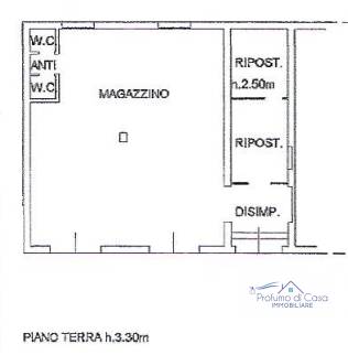 locale di sgombero in vendita a Stra