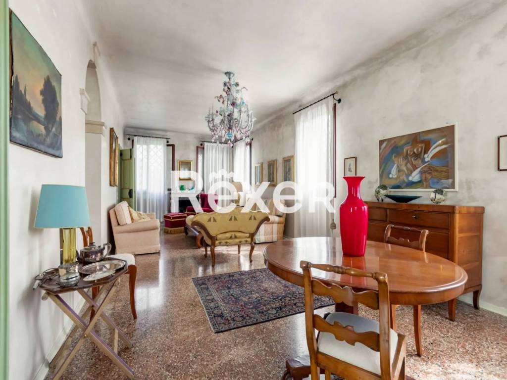casa indipendente in vendita a Stra in zona Paluello