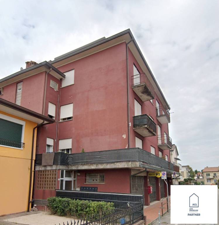 appartamento in vendita a Stra in zona San Pietro